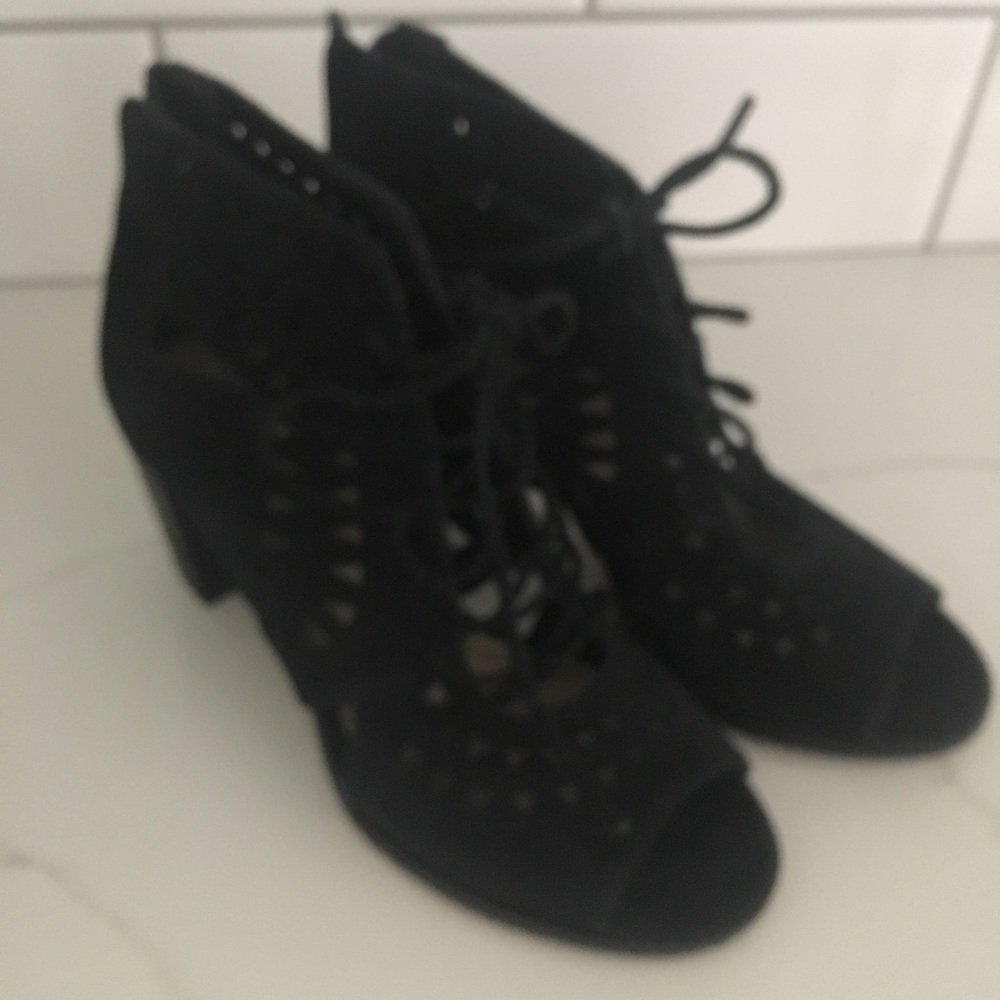 Vince Camuto
